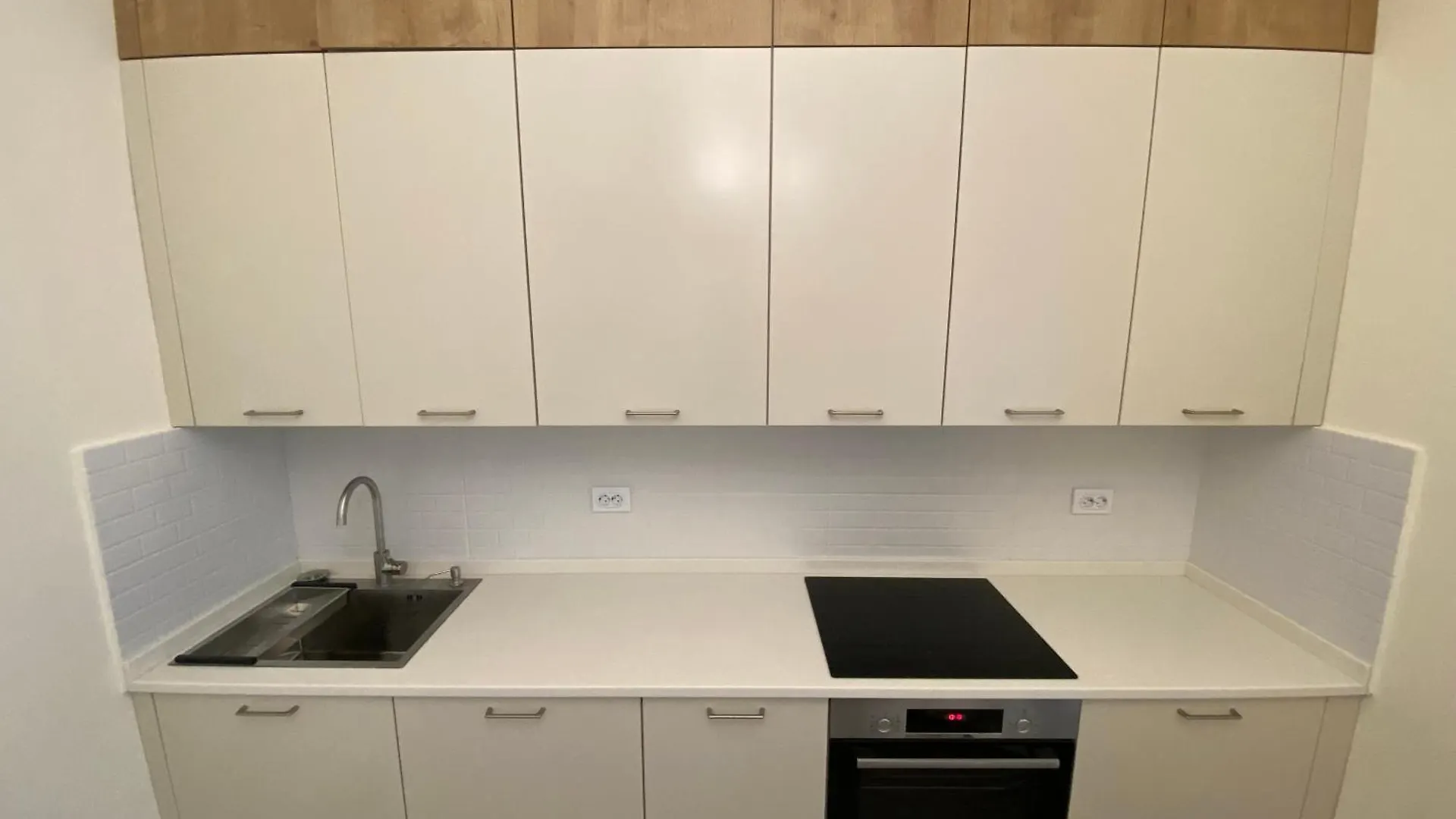 1 Комнатная Business Class Дом Возле Байтерека Apartment Nur-Sultan