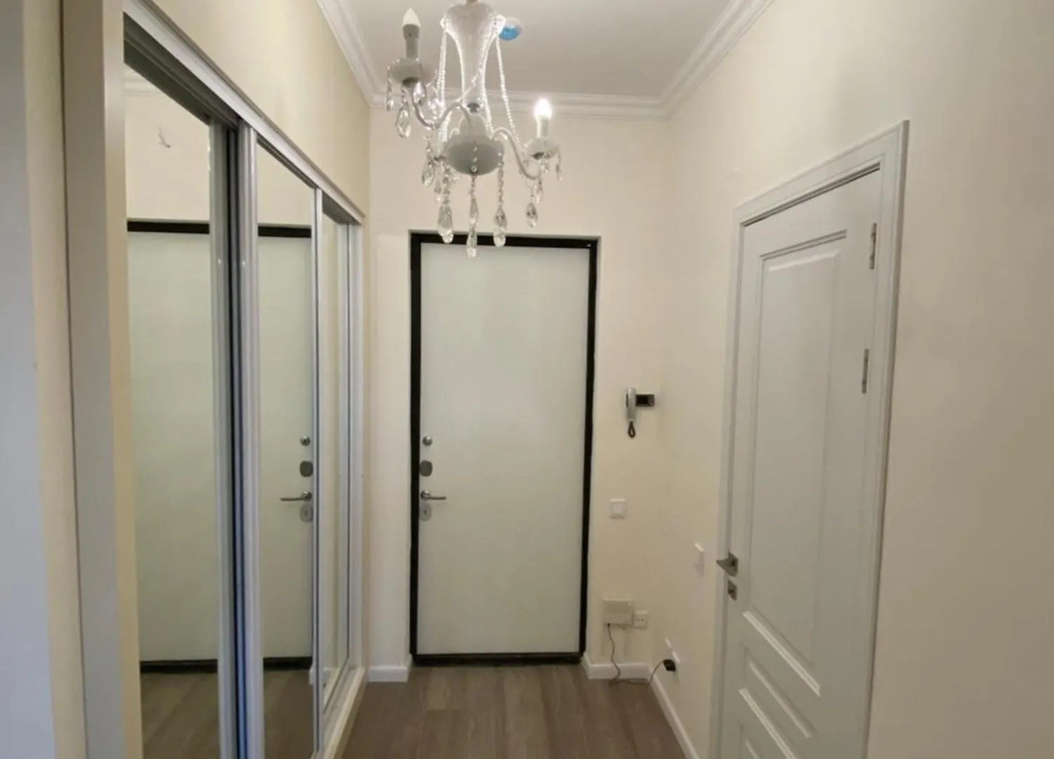 1 Комнатная Business Class Дом Возле Байтерека Apartment Nur-Sultan  Nur-Sultan (Astana)