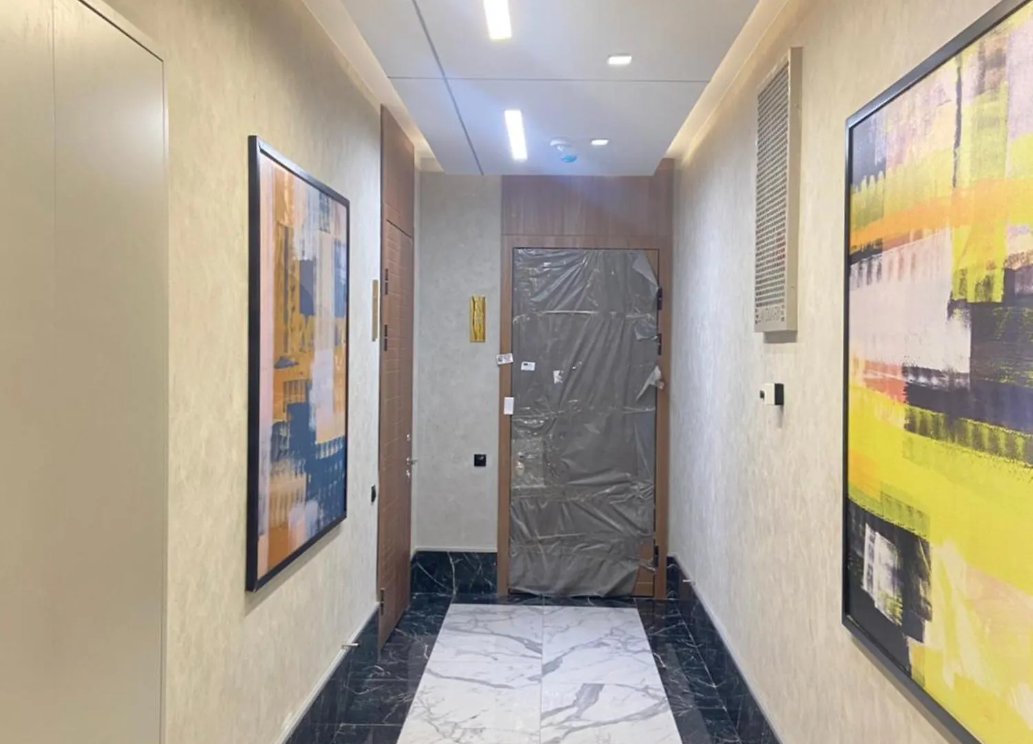 1 Комнатная Business Class Дом Возле Байтерека Apartment Nur-Sultan   Nur-Sultan (Astana)